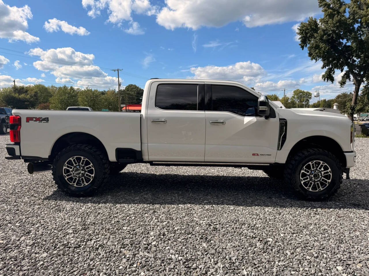 Used 2026 Ford F350 Platinum w/ Platinum Plus Package AWD/4WD image 9