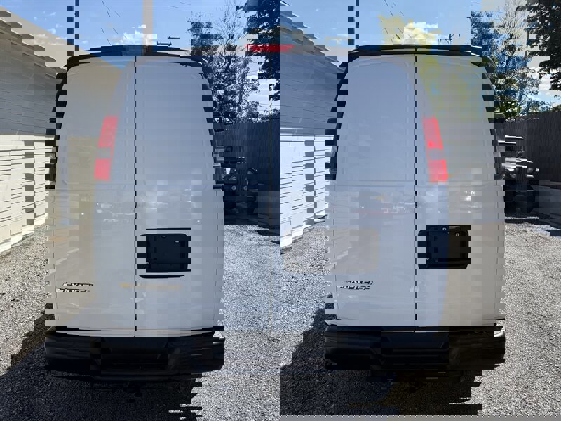 Used 2020 Chevrolet Express 2500 w/ Driver Convenience Package image 25