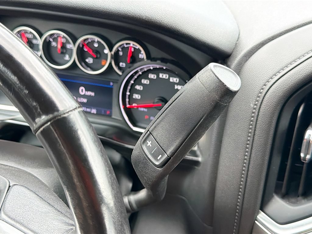 Used 2020 Chevrolet Silverado 1500 LT Trail Boss AWD/4WD image 17