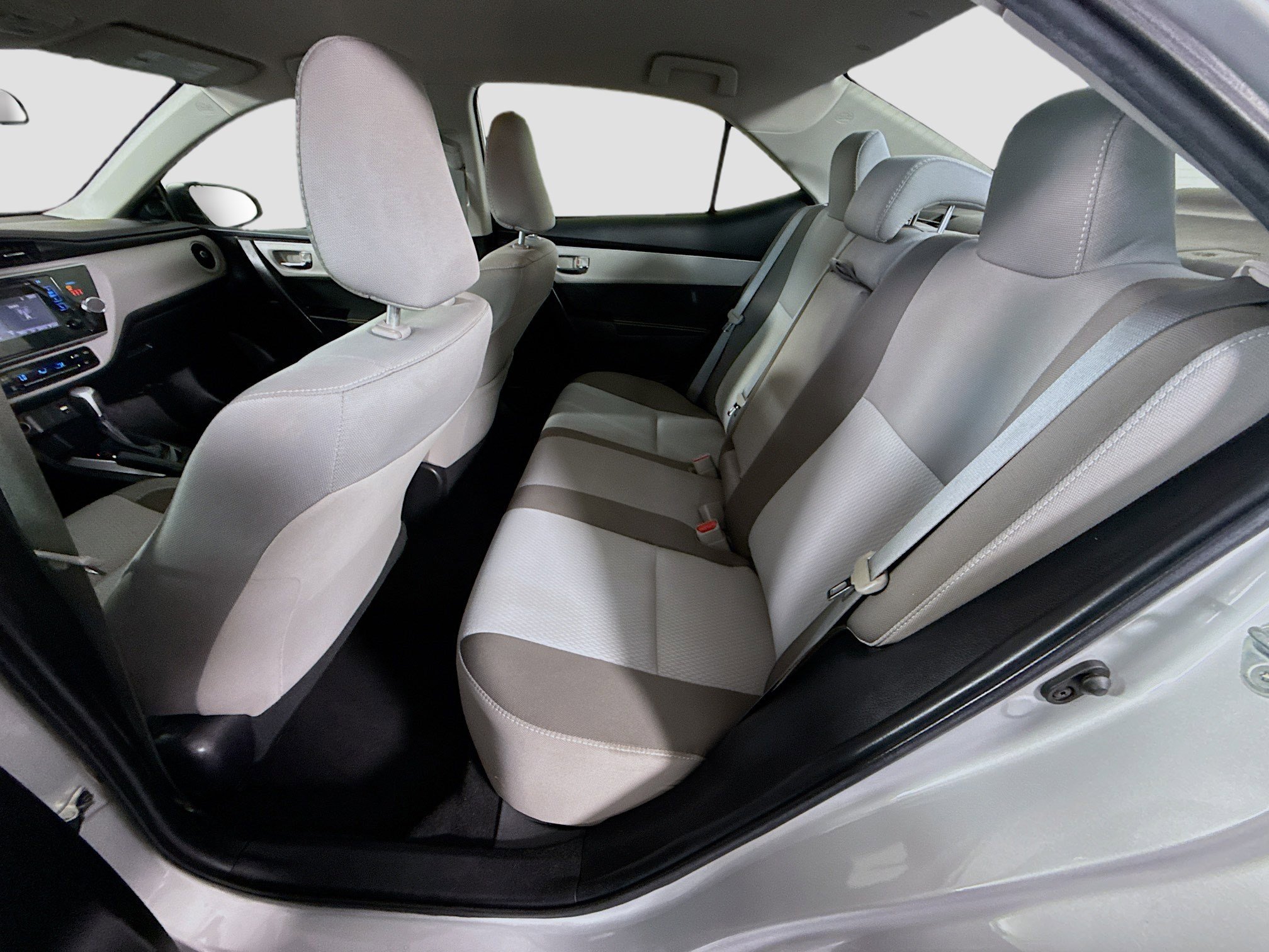 Used 2019 Toyota Corolla LE FWD image 24