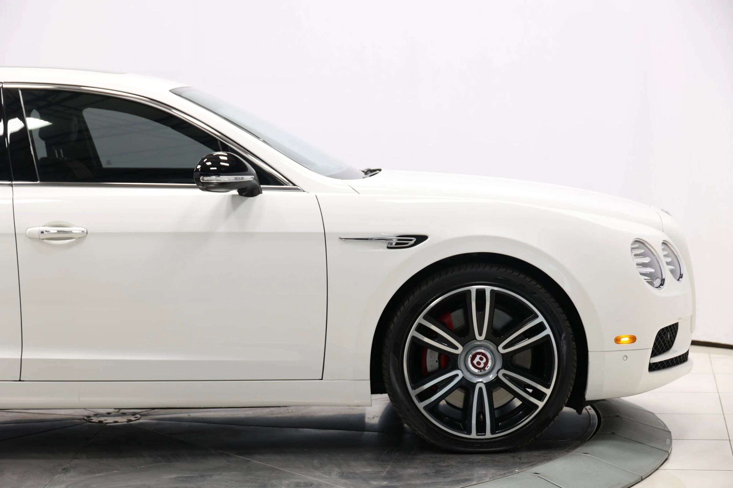 Used 2017 Bentley Flying Spur S V8 AWD/4WD image 72