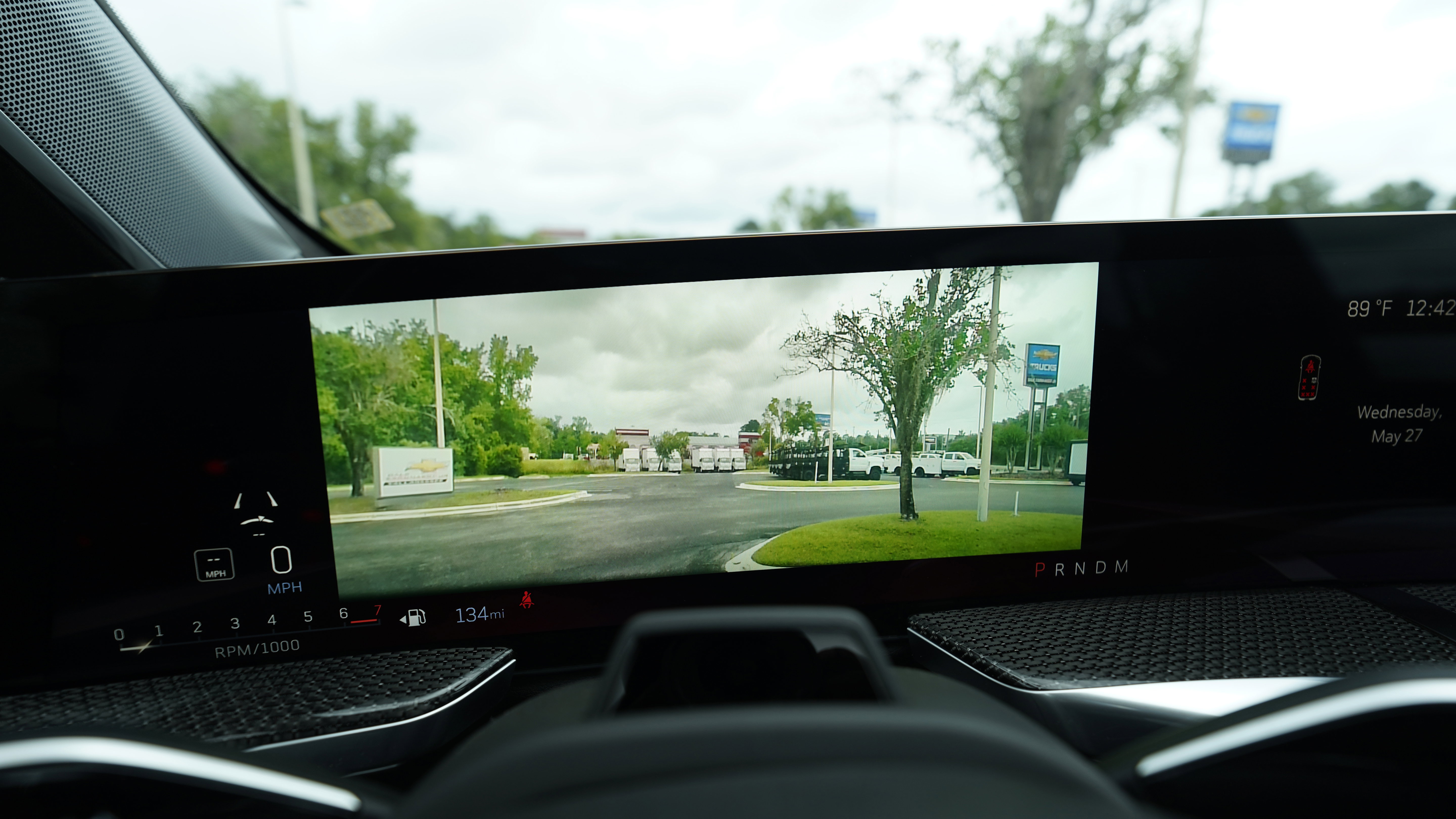 Used 2025 Cadillac Escalade ESV V AWD/4WD image 40