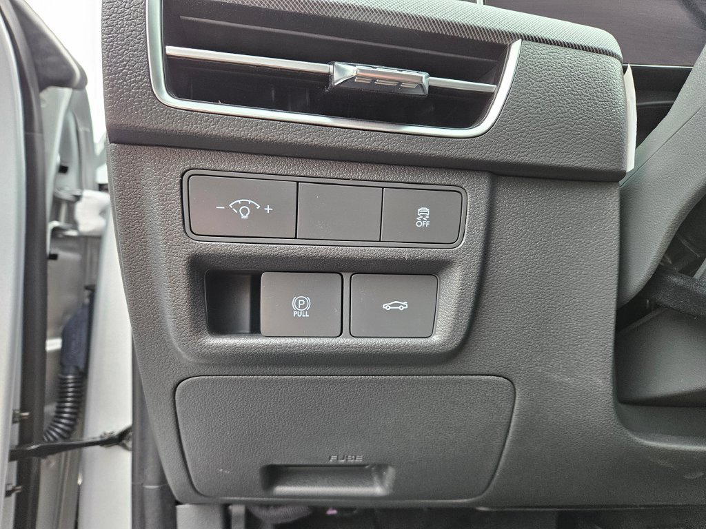 Used 2025 Hyundai Sonata SEL FWD image 31