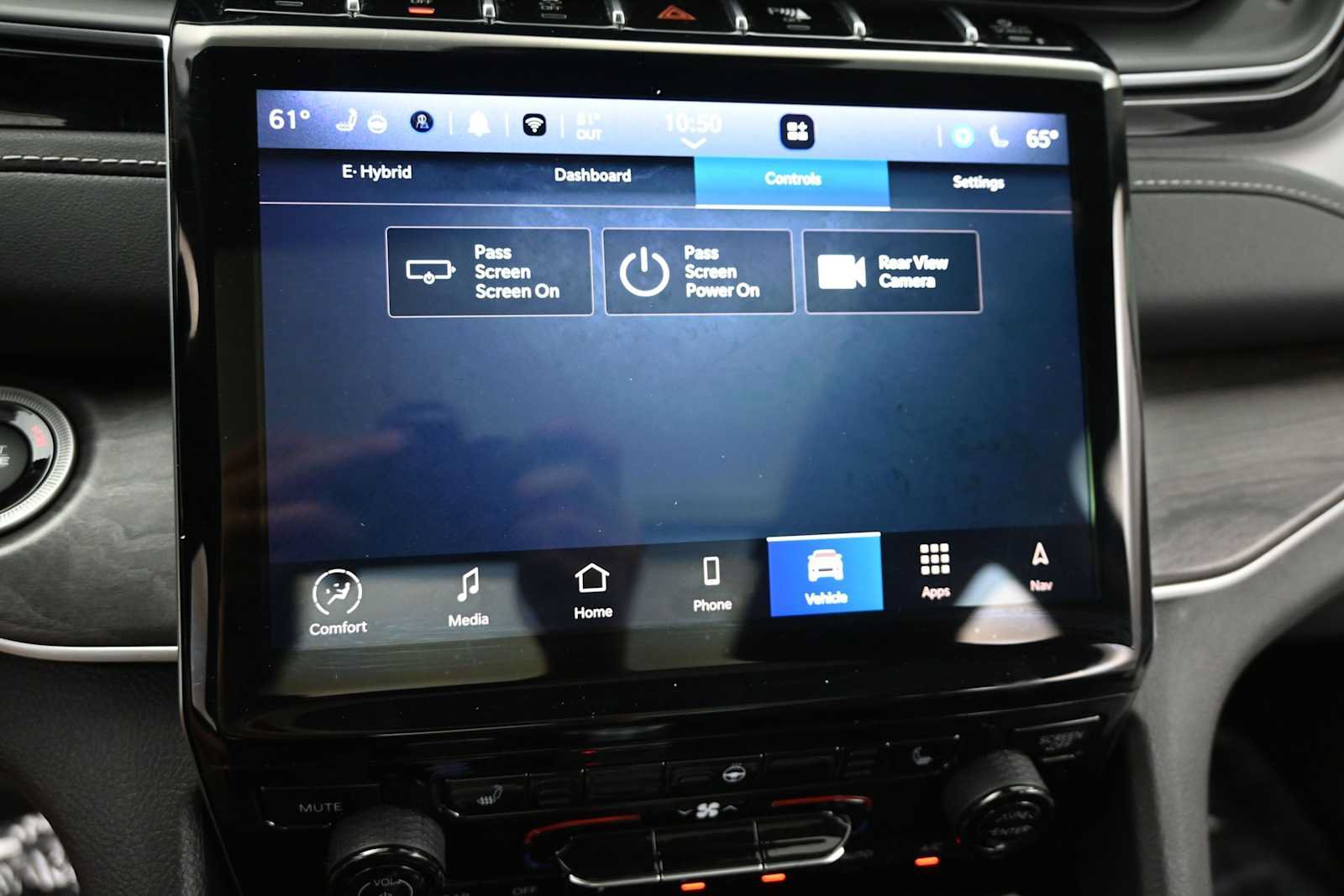 Used 2024 Jeep Grand Cherokee Limited 4xe AWD/4WD image 19