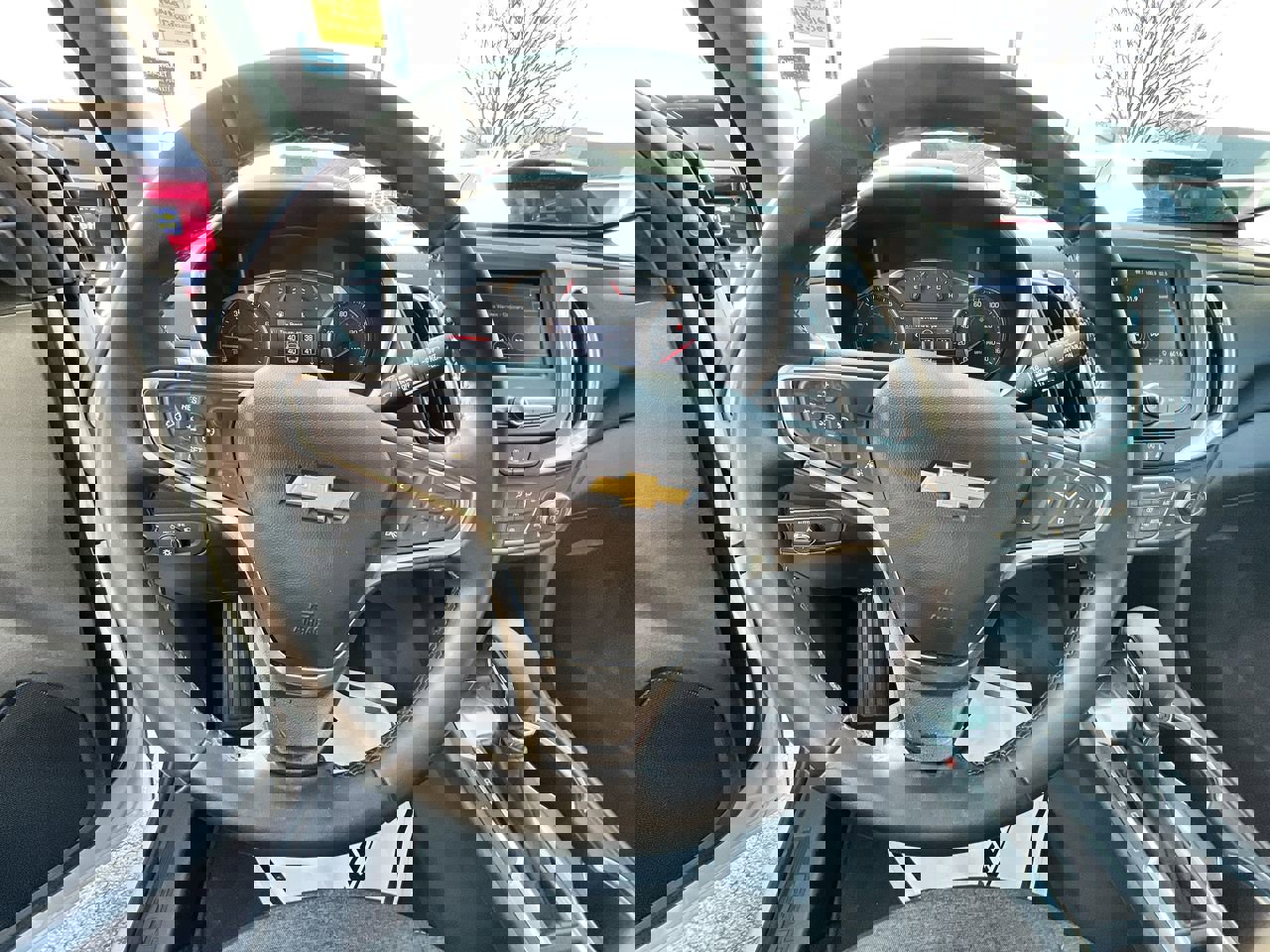 Used 2024 Chevrolet Equinox LT image 11