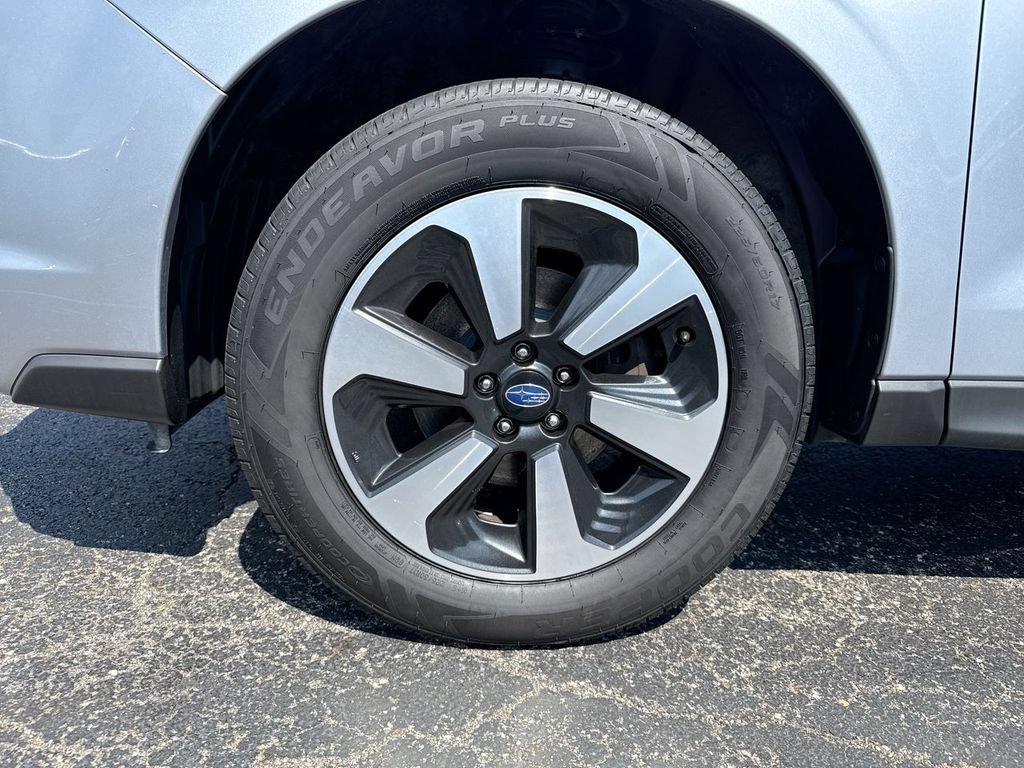 Used 2018 Subaru Forester 2.5i Premium w/ All-Weather Package AWD/4WD image 10