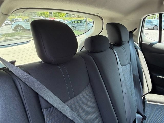 Used 2025 Nissan Leaf S FWD image 29