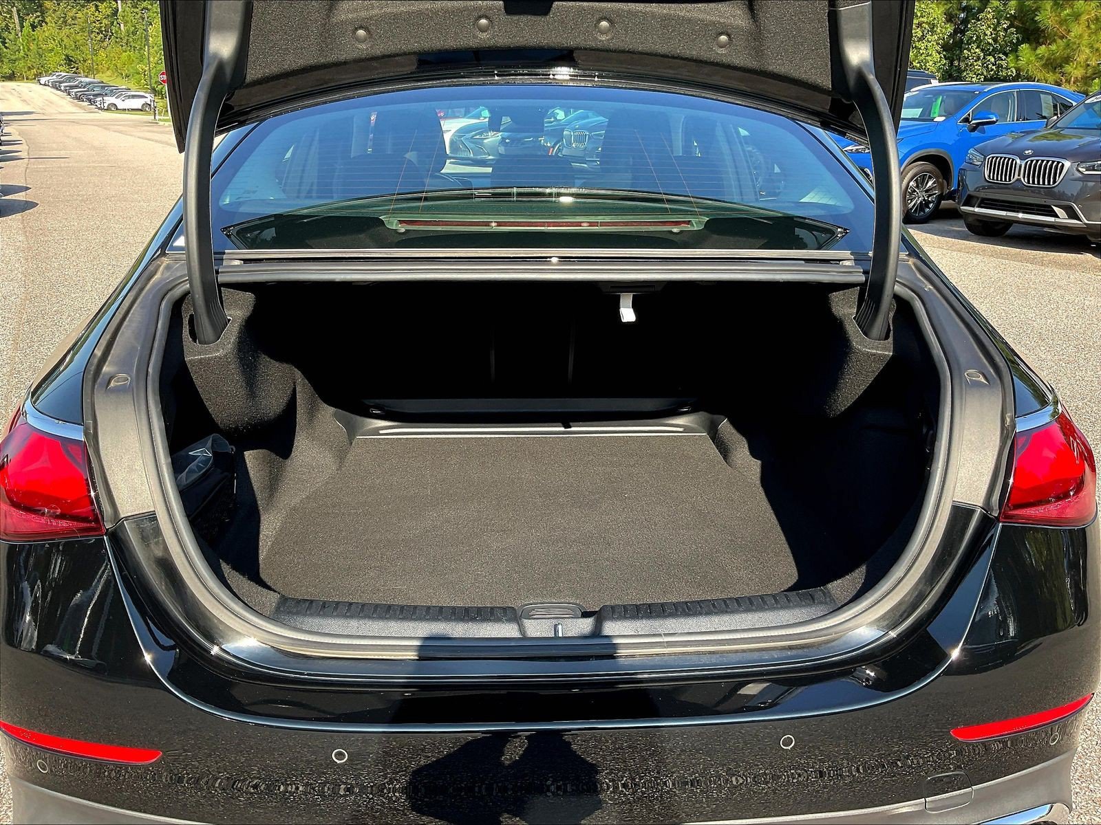Certified 2024 Mercedes-Benz E 350 4MATIC Sedan image 36