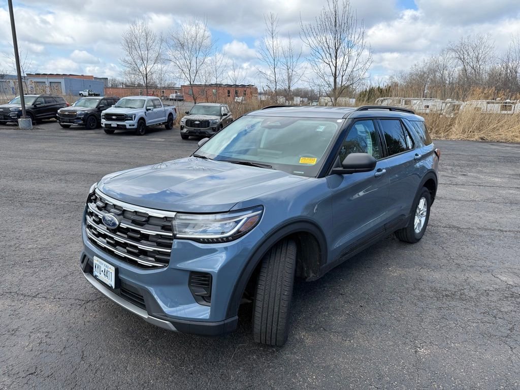 Used 2026 Ford Explorer Active image 9