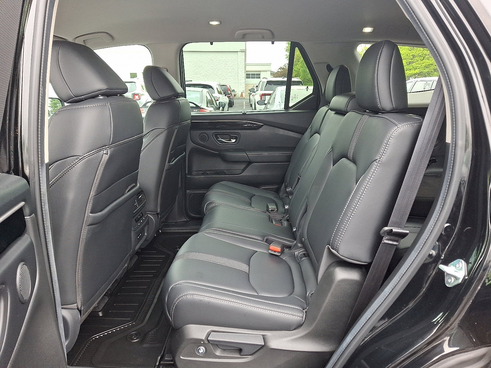 Certified 2024 Honda Pilot EX-L image 10