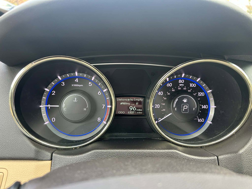 Used 2011 Hyundai Sonata GLS image 6