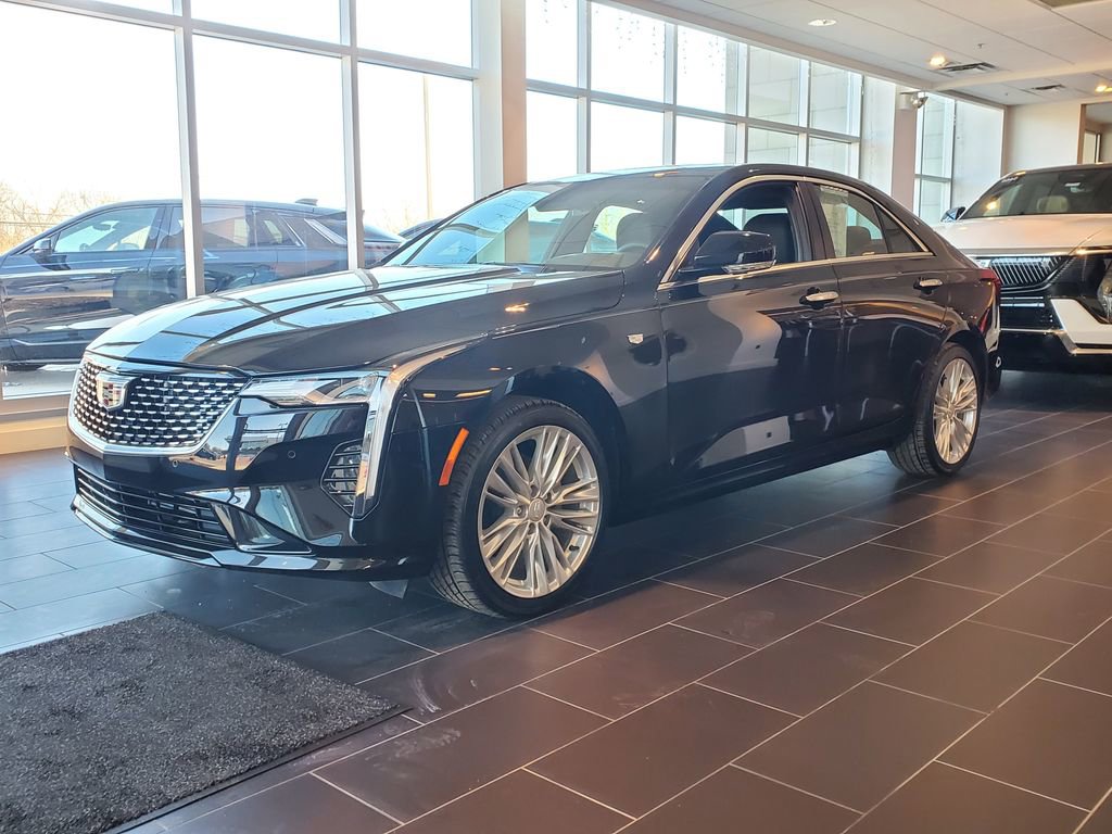 Used 2025 Cadillac CT4 Premium Luxury image 1