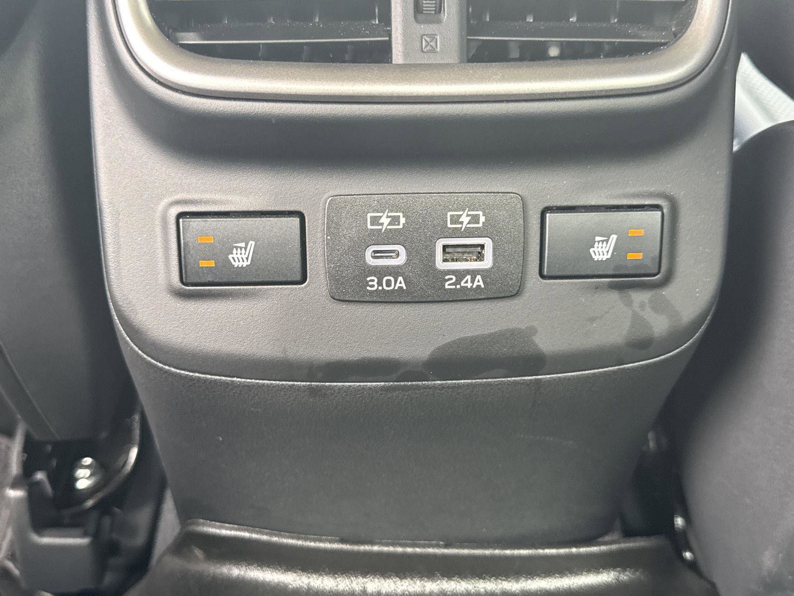 Used 2025 Subaru Legacy Limited AWD/4WD image 16
