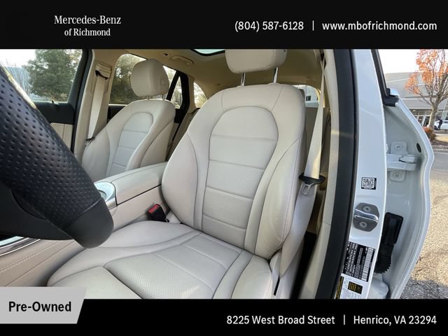 Used 2019 Mercedes-Benz GLC 300 4MATIC image 3