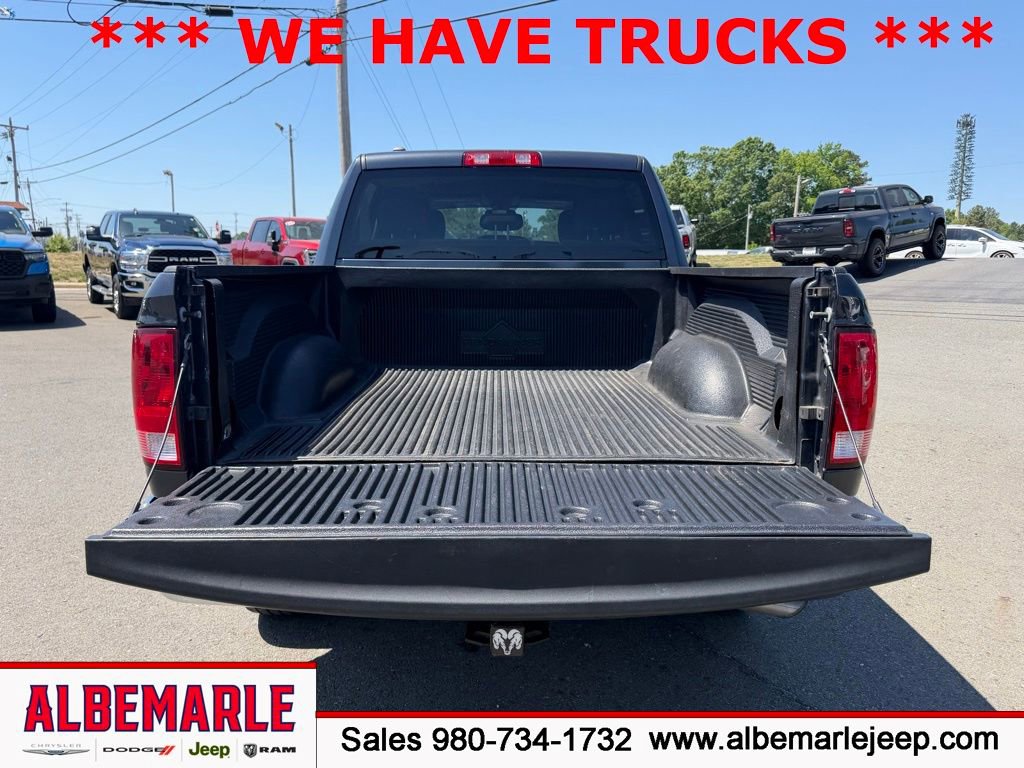 Used 2021 RAM 1500 Classic SLT AWD/4WD image 5