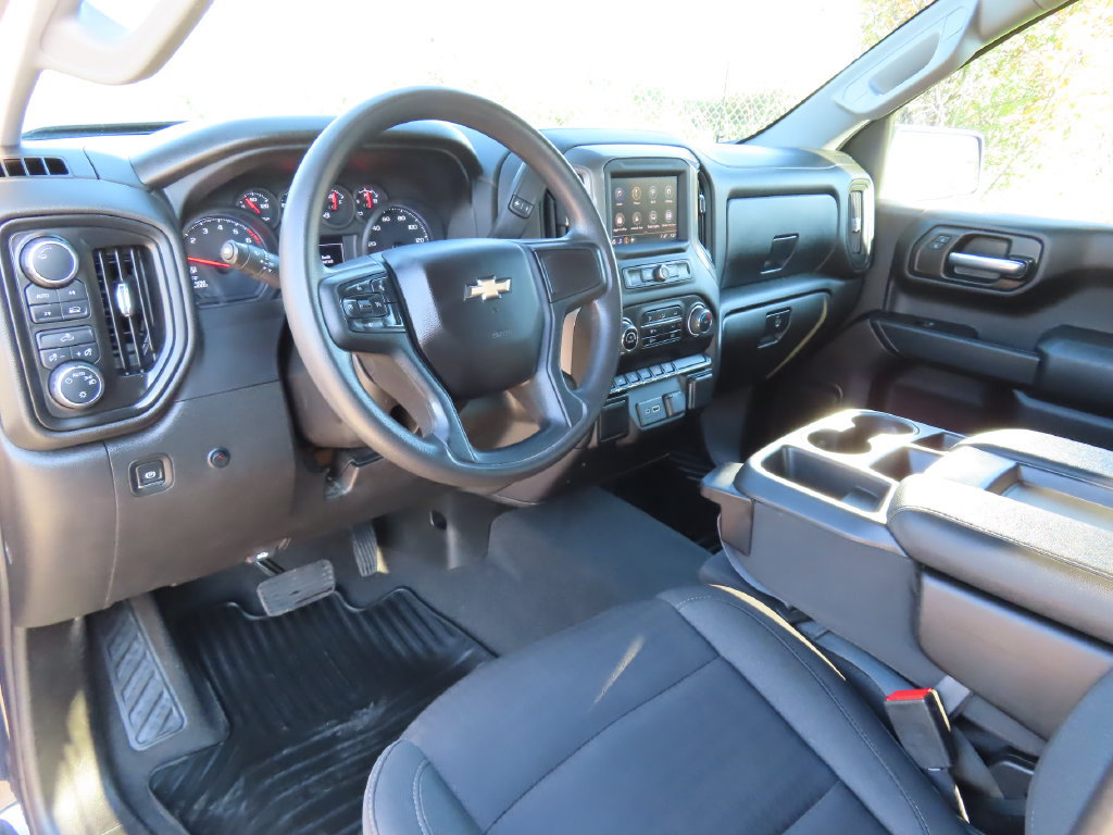 Used 2023 Chevrolet Silverado 1500 Custom AWD/4WD image 23