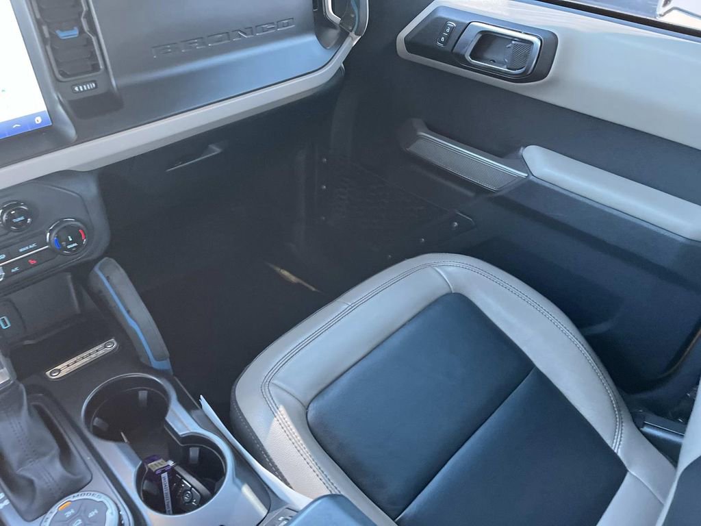 Used 2022 Ford Bronco Wildtrak image 13