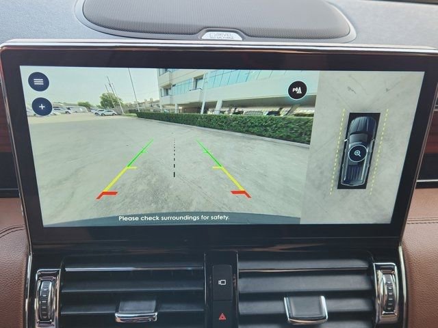 Used 2024 Lincoln Navigator Reserve image 6