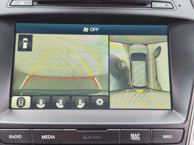 Used 2017 Hyundai Santa Fe FWD image 11