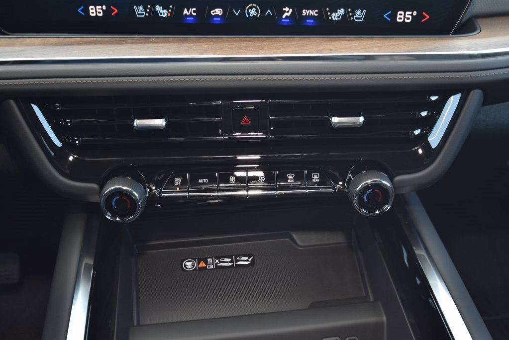 New 2026 Chevrolet Suburban High Country image 18