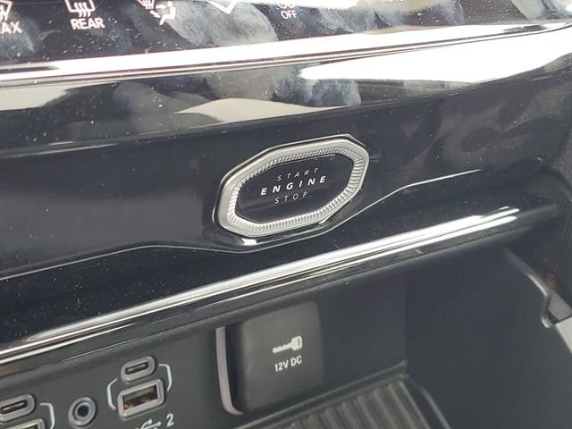 New 2026 Jeep Grand Cherokee Limited AWD/4WD image 24
