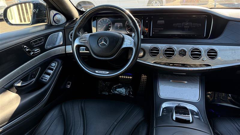 Used 2015 Mercedes-Benz S 63 AMG 4MATIC Sedan image 31