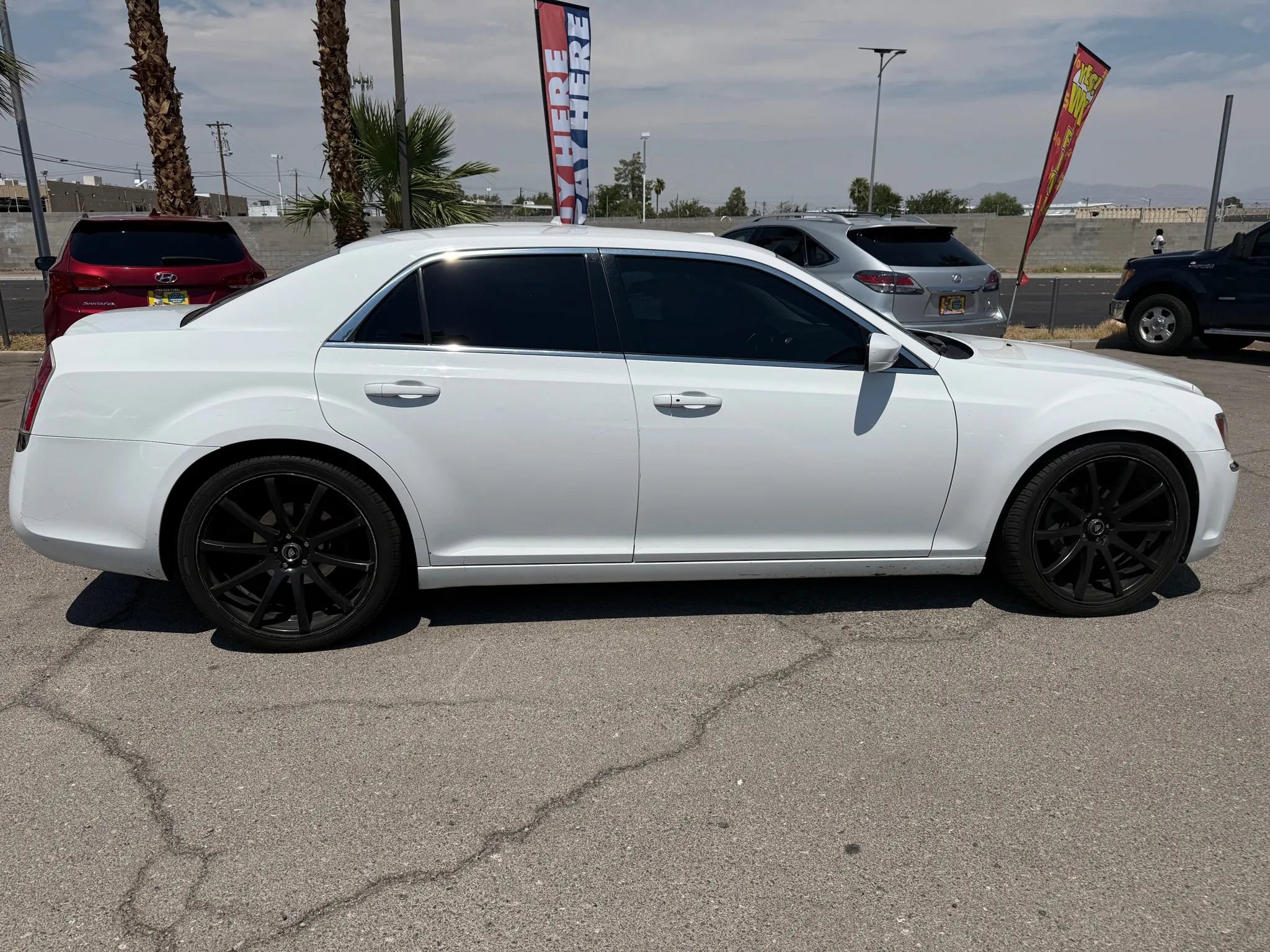 Used 2013 Chrysler 300 w/ Driver Convenience Group image 2