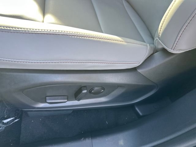 New 2026 Ford Explorer Active w/ Active Comfort Package image 25