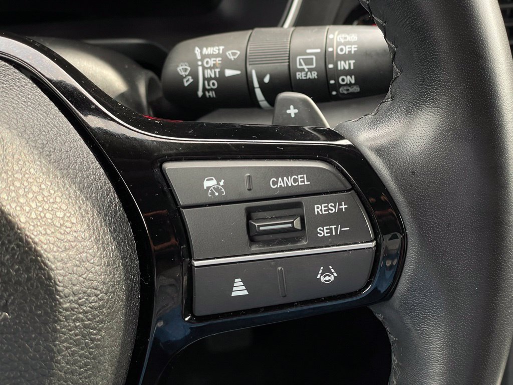 Certified 2025 Honda Pilot Touring image 14