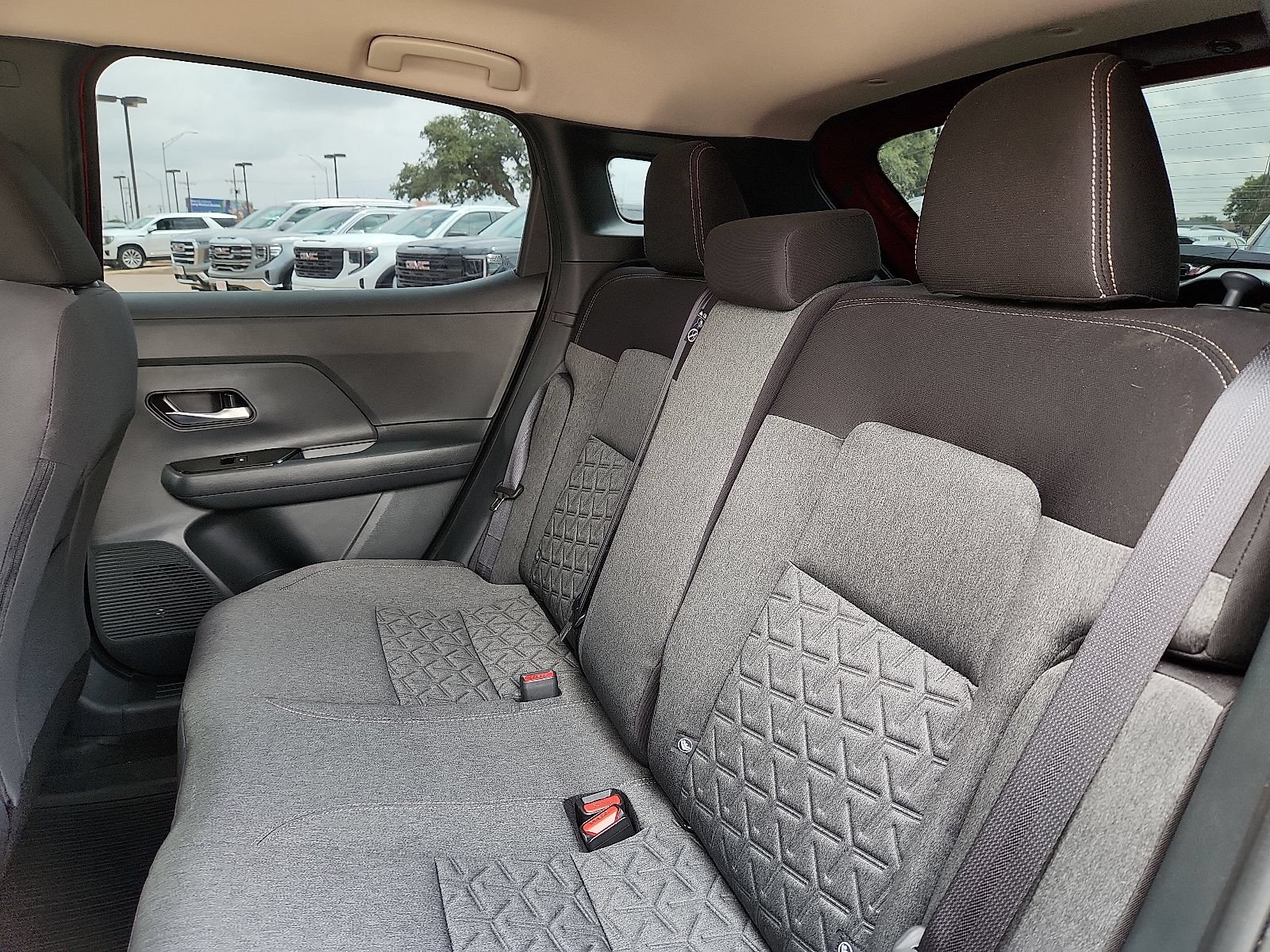 Used 2026 Nissan Kicks SV FWD image 10