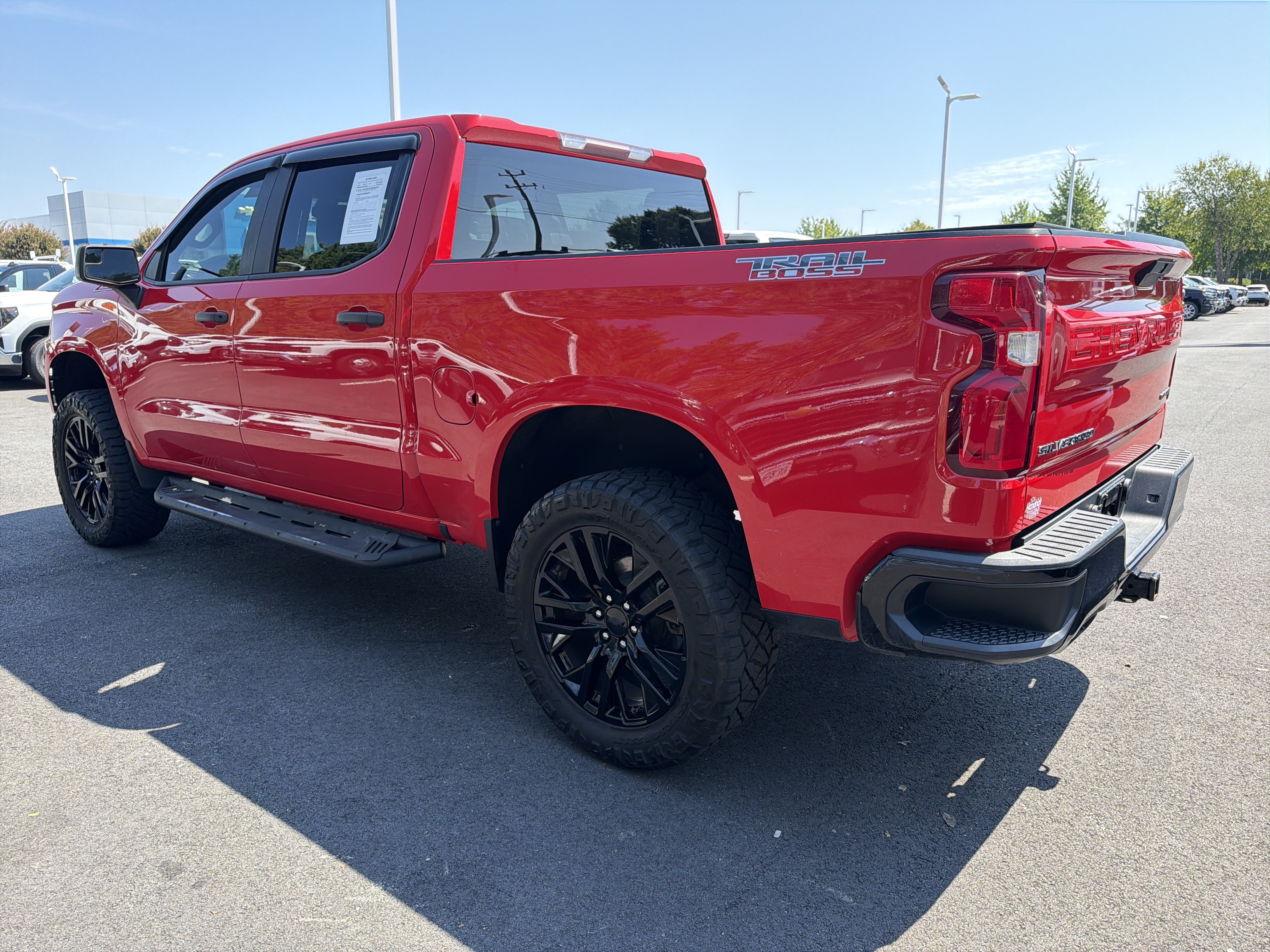 Used 2020 Chevrolet Silverado 1500 Custom Trail Boss w/ Custom Convenience Package AWD/4WD image 8