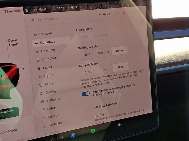 Used 2022 Tesla Model Y Long Range image 23