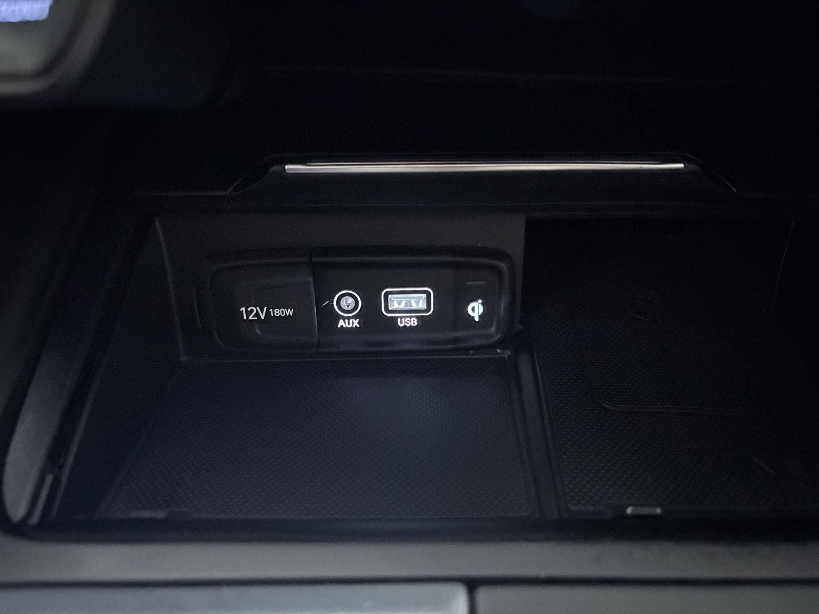 Used 2019 Genesis G70 3.3T image 36
