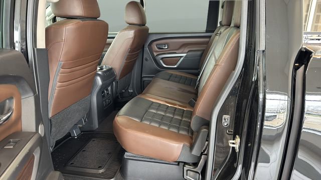 Used 2018 Nissan Titan Platinum Reserve image 10