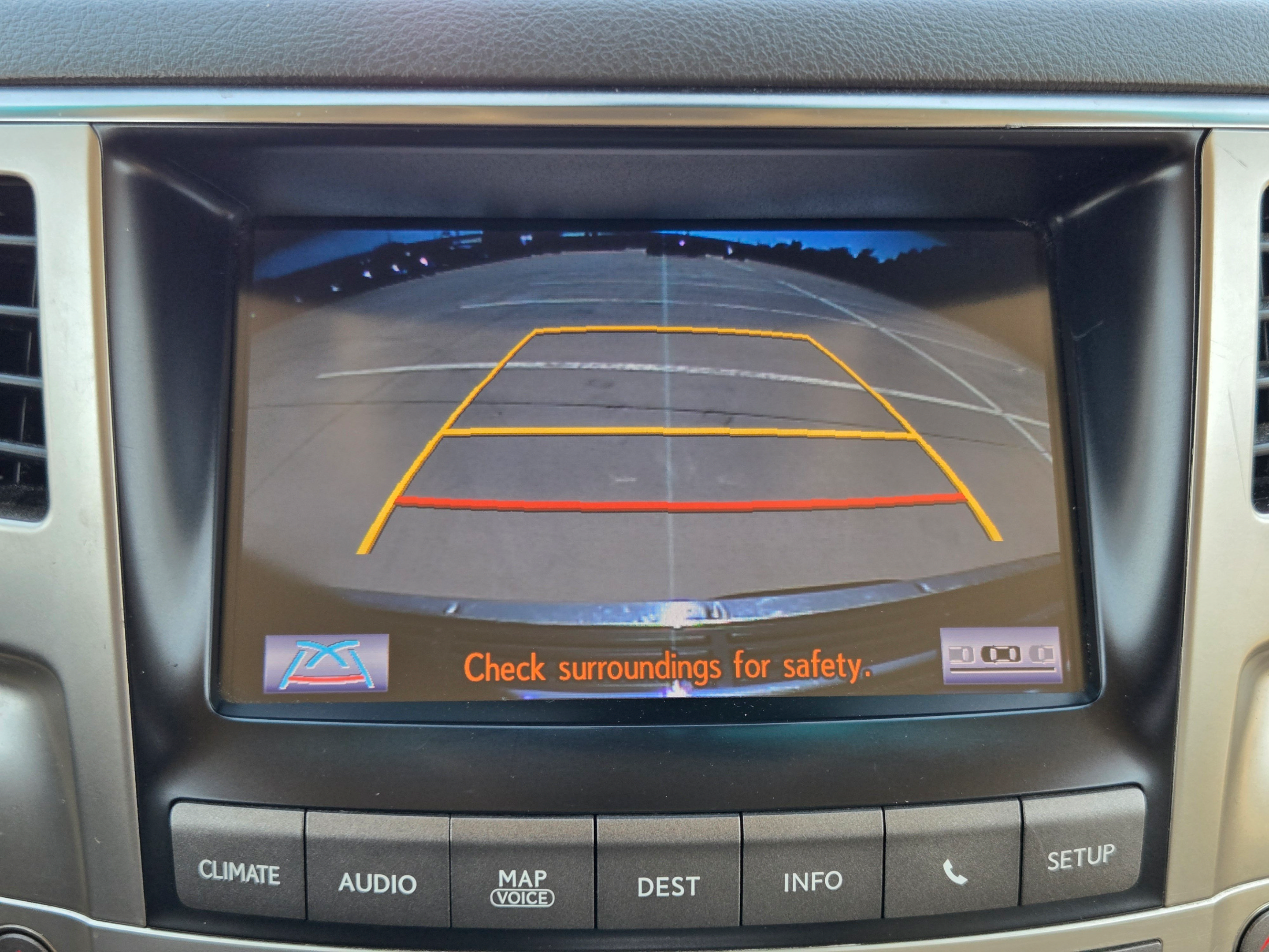 Used 2014 Lexus LX 570 4WD w/ Luxury Package image 14