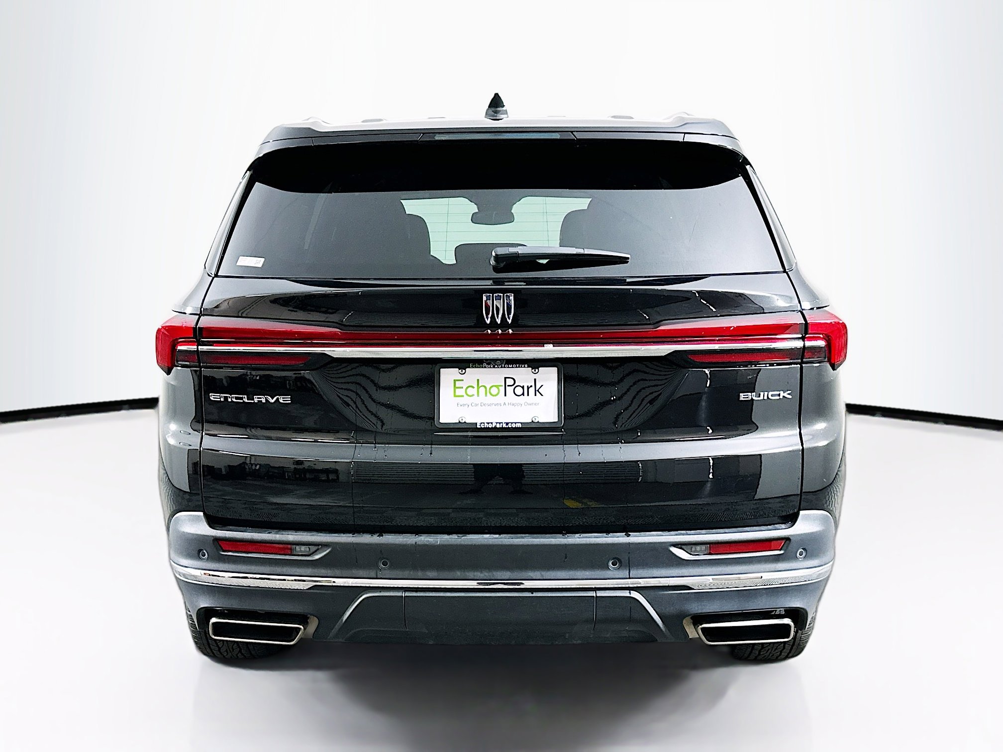 Used 2025 Buick Enclave Preferred image 7