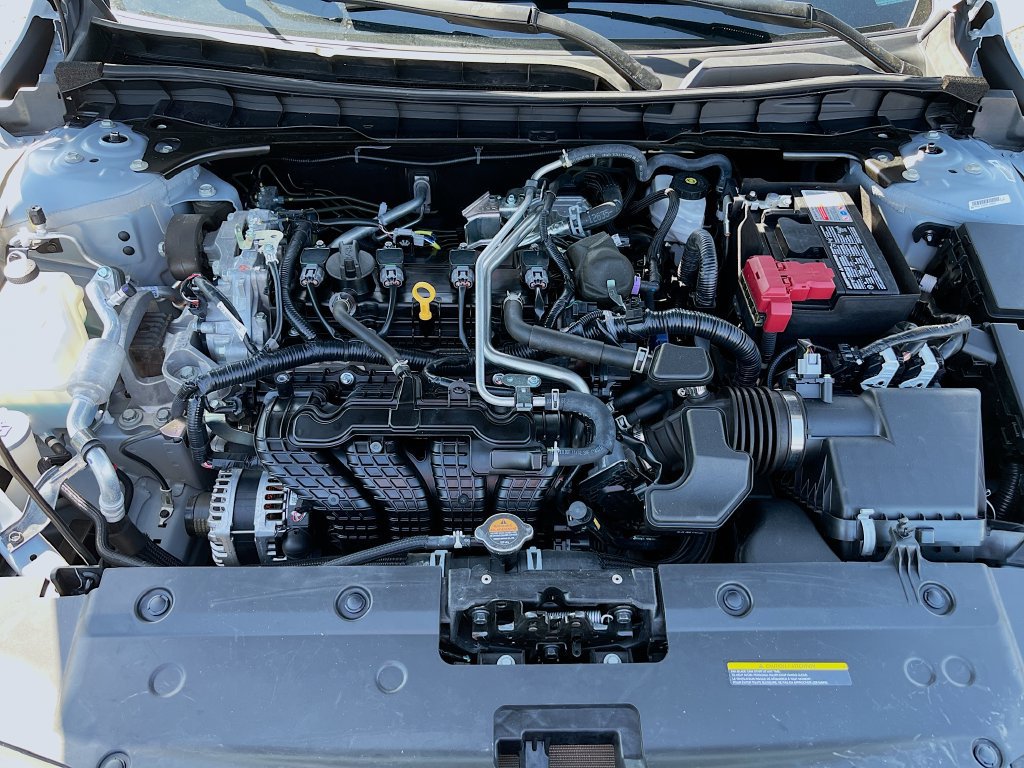 Used 2025 Nissan Altima 2.5 SR FWD image 27