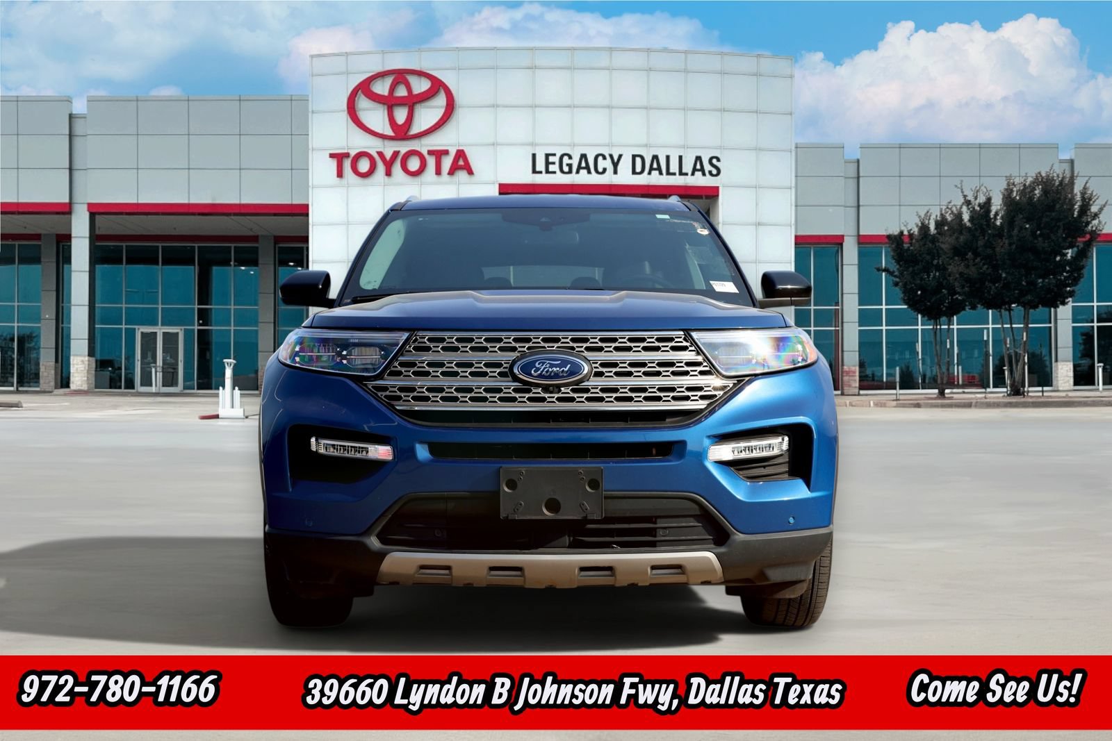 Used 2023 Ford Explorer Limited AWD/4WD image 5