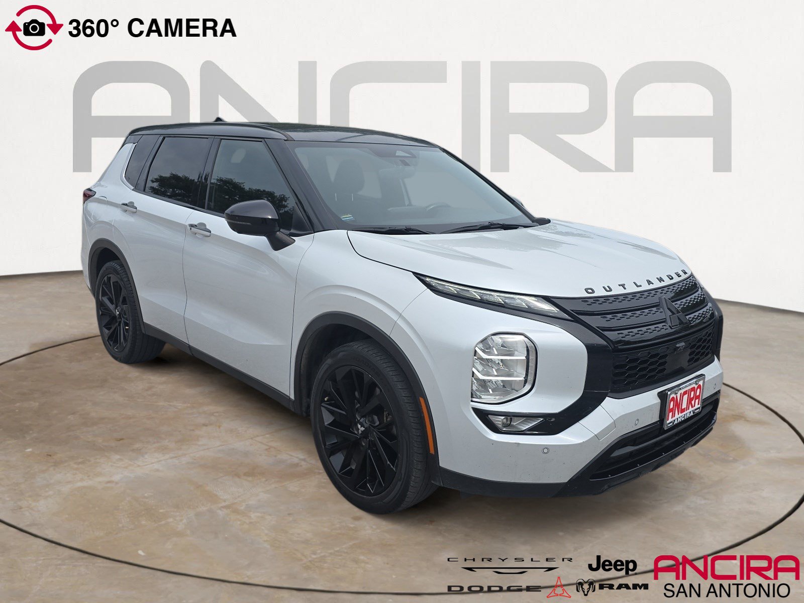 Used 2023 Mitsubishi Outlander SE Black Edition FWD image 1