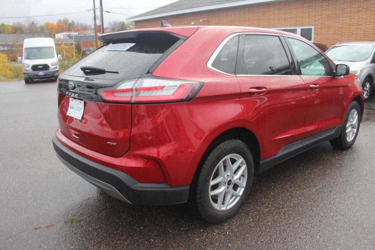 Certified 2024 Ford Edge SEL image 5