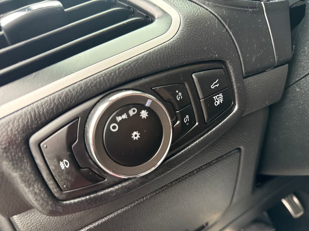 Used 2023 Ford Edge ST-Line AWD/4WD image 24