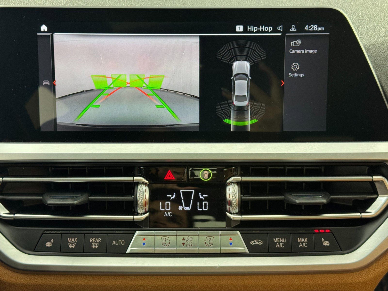 Used 2020 BMW 330i xDrive Sedan w/ Premium Package image 27