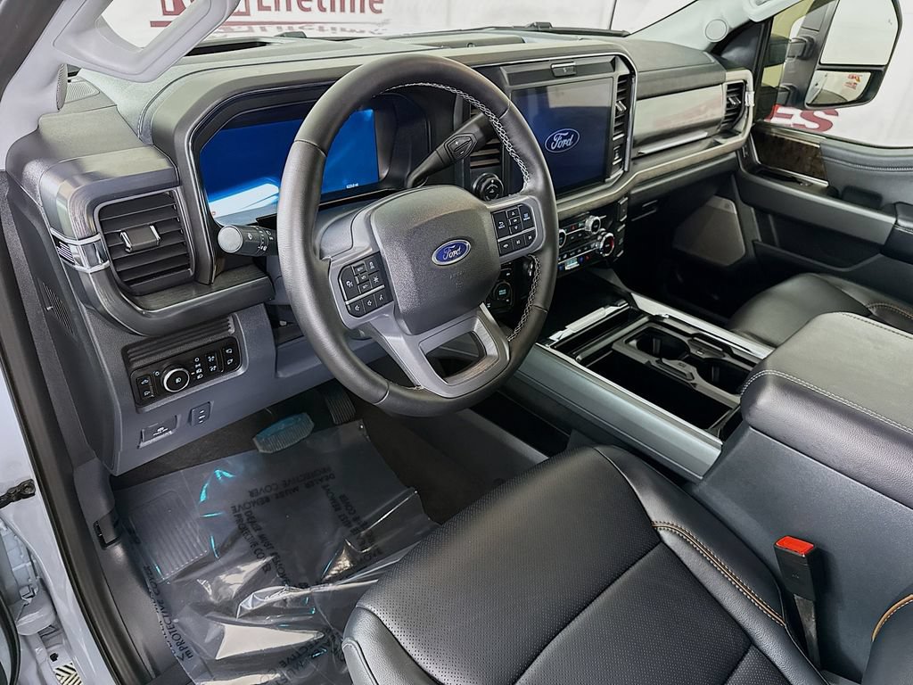 Used 2025 Ford F250 Lariat w/ Lariat Ultimate Package AWD/4WD image 23