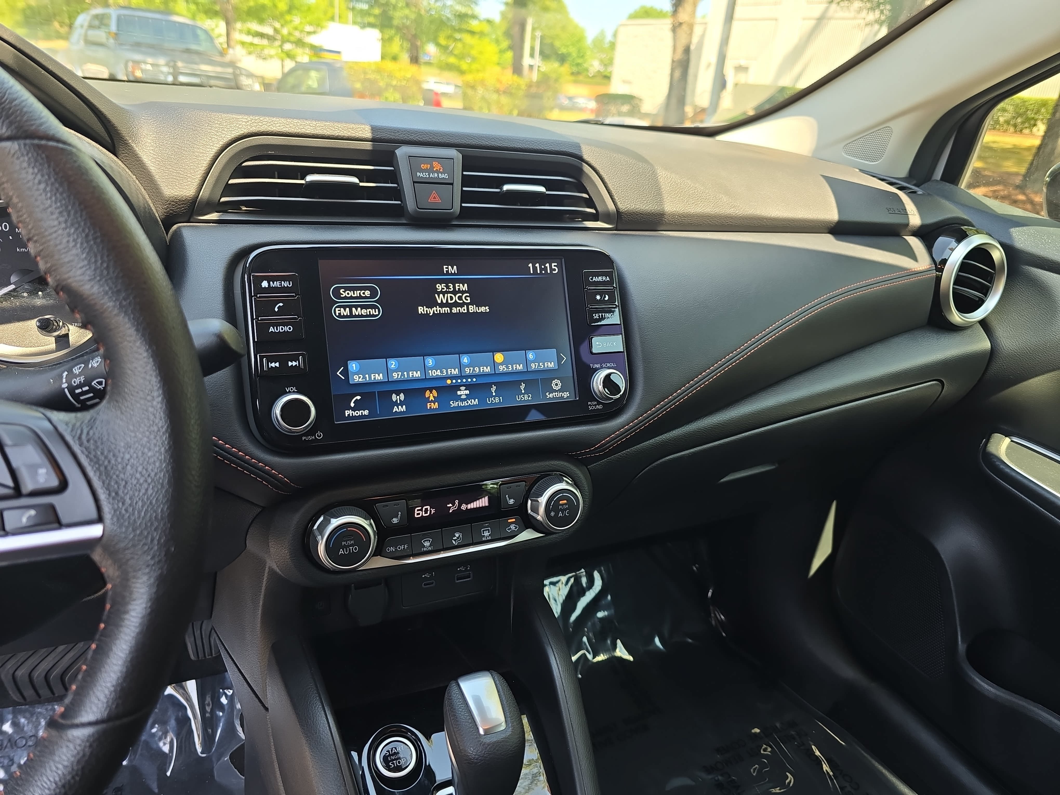Certified 2025 Nissan Versa SR w/ Trunk Package FWD image 19