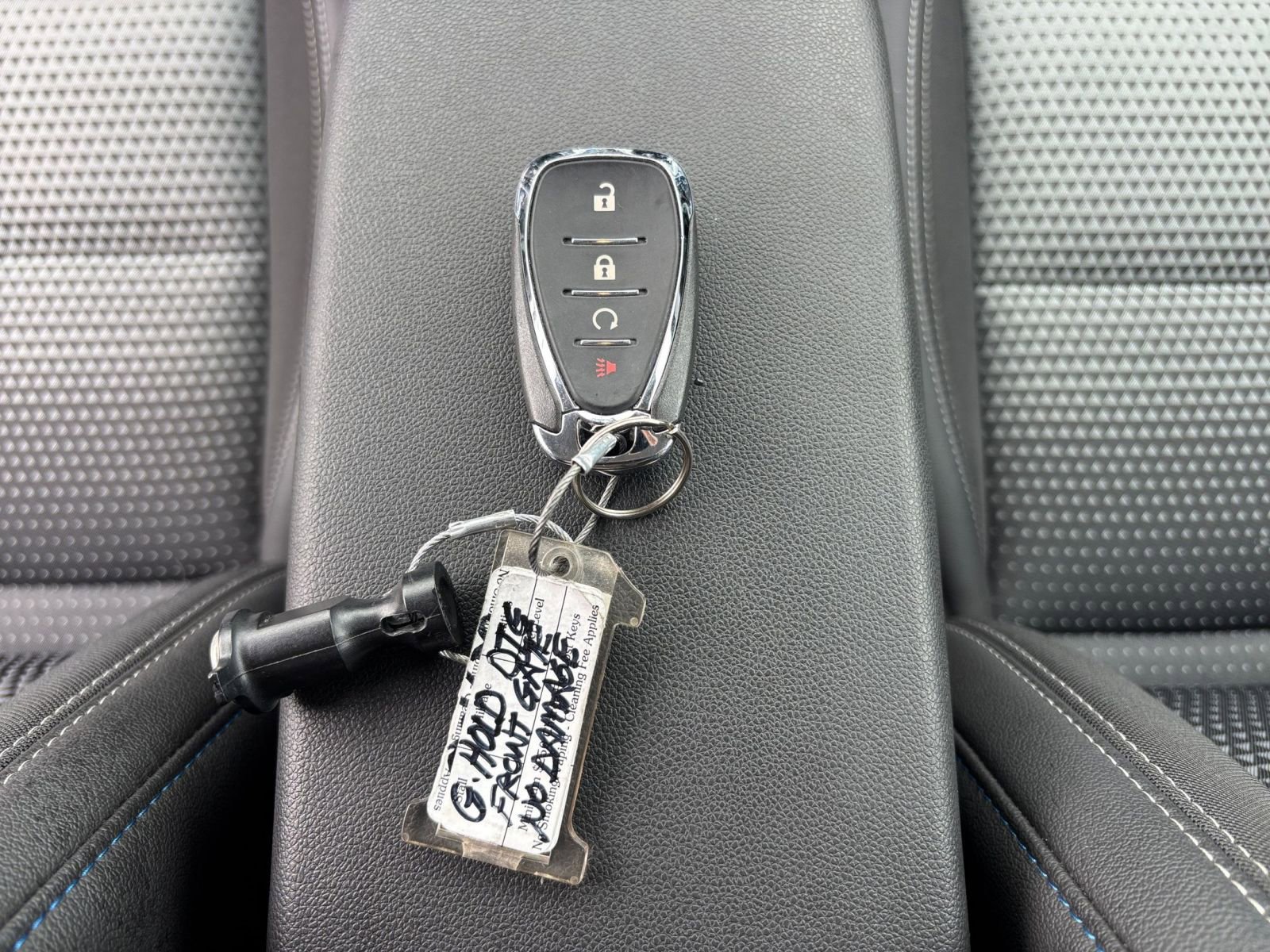 Used 2025 Chevrolet Trax LT w/ LT Convenience Package image 21