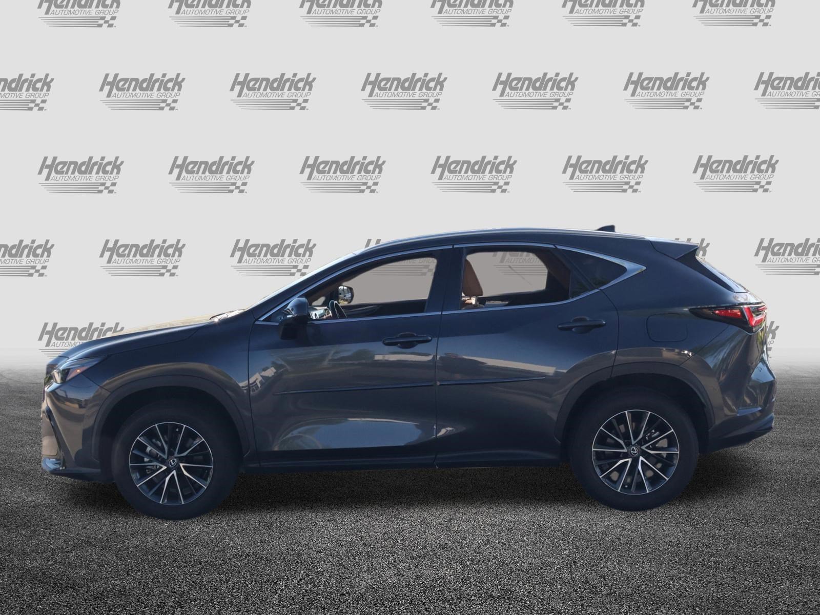 Used 2025 Lexus NX 250 FWD w/ Towing Package (2000 Lbs) image 6