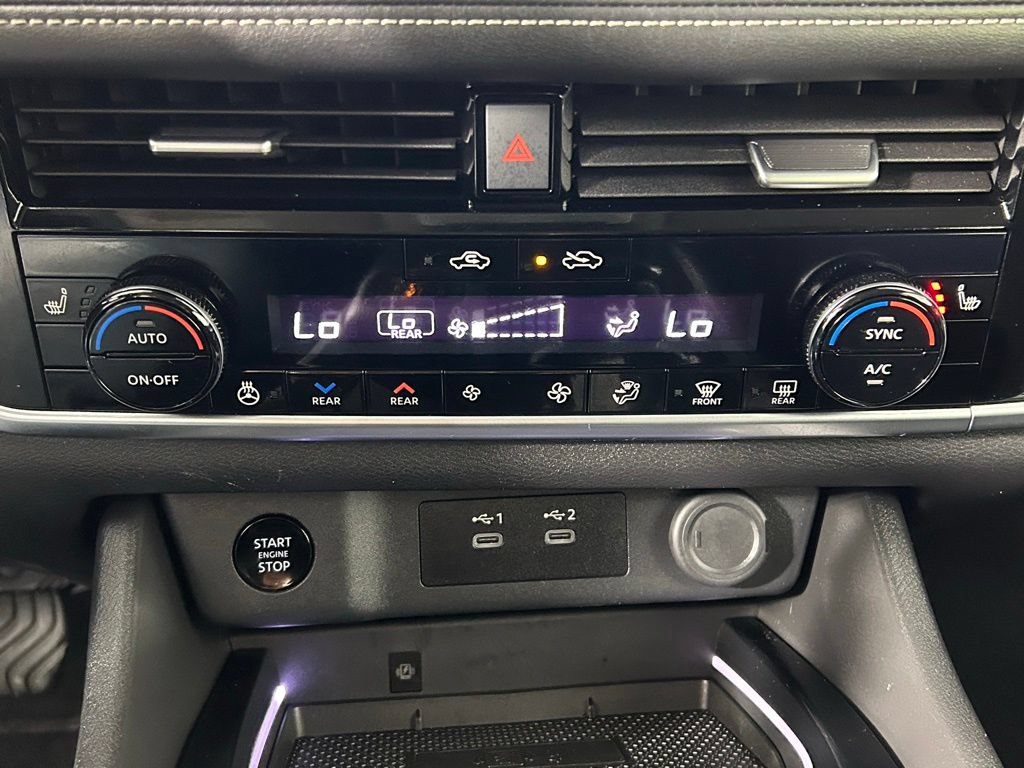Used 2024 Nissan Rogue SL w/ SL Premium Package AWD/4WD image 22