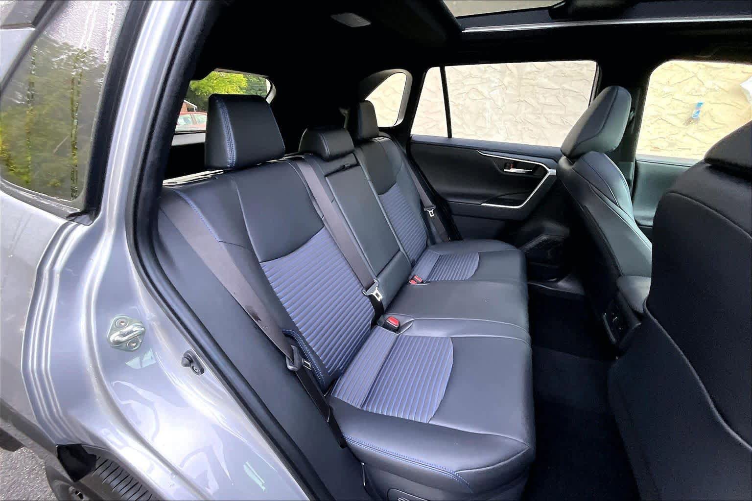 Certified 2025 Toyota RAV4 XSE w/ Advanced Technology Package AWD/4WD image 20
