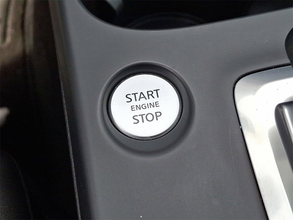 Certified 2025 INFINITI QX55 Luxe w/ Cargo Package image 26