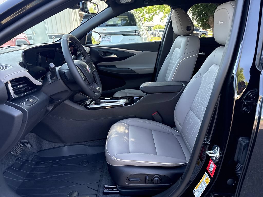 New 2026 Buick Envista Avenir FWD image 11